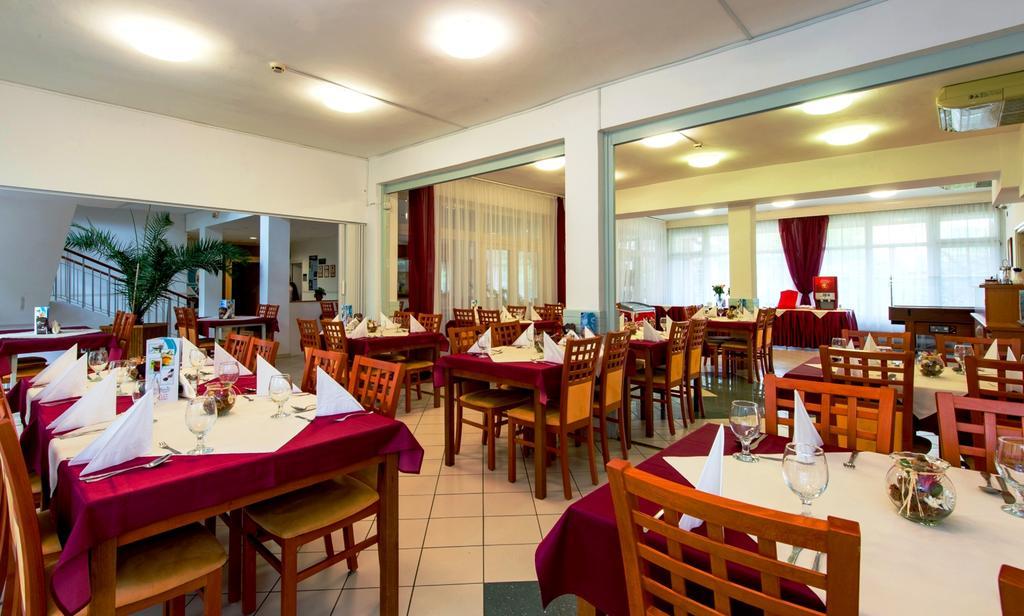 Hotel Forras Zalakaros Extérieur photo